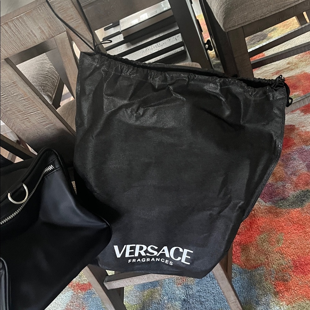 Versace Weekender Bag-NEW - Picture 6 of 12